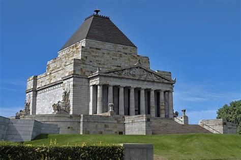 shrine of remembrance shop